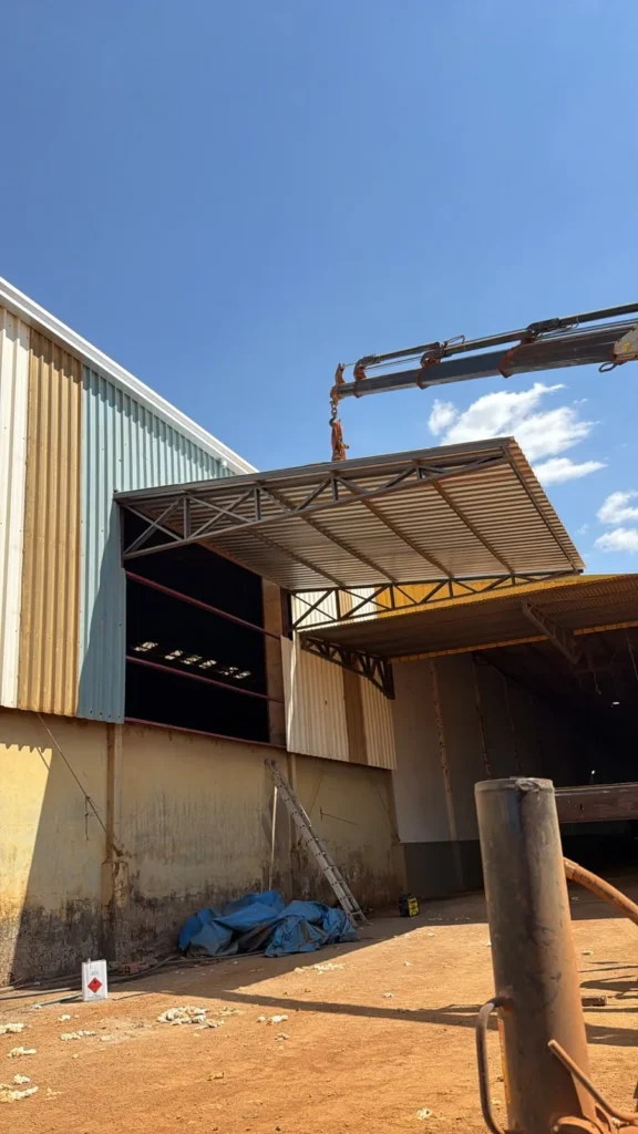 Cobertura Metálica em Balanço em Campo Novo do Parecis | JS